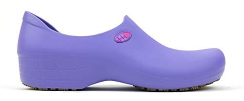 Sticky Nursing Shoes for Women - Waterproof & Non-Slip Kitchen Clogs