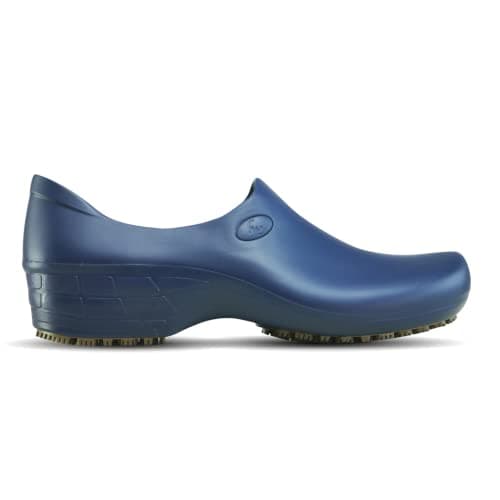 Sticky Waterproof Non-Slip Clogs for Women Chefs and Nurses