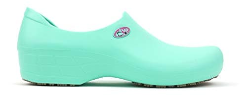 Sticky Nursing Shoes for Women - Waterproof & Non-Slip Kitchen Clogs