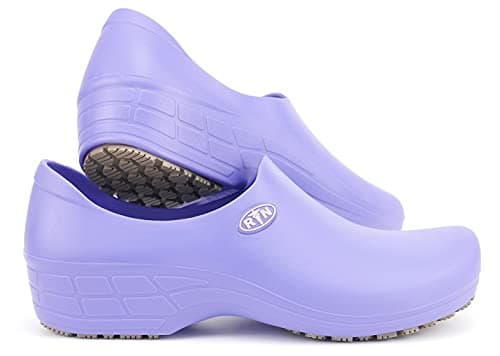 Sticky Nursing Shoes for Women - Waterproof & Non-Slip Kitchen Clogs