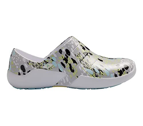 Easy Slip-On Garden and Chef Shoes for Men and Women: Anywear Journey