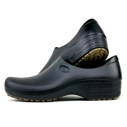 Sticky Waterproof Non-Slip Clogs for Women Chefs and Nurses