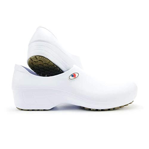 Sticky Nursing Shoes for Women - Waterproof & Non-Slip Kitchen Clogs