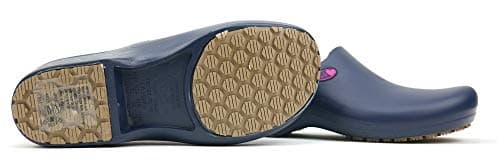 Sticky Nursing Shoes for Women - Waterproof & Non-Slip Kitchen Clogs