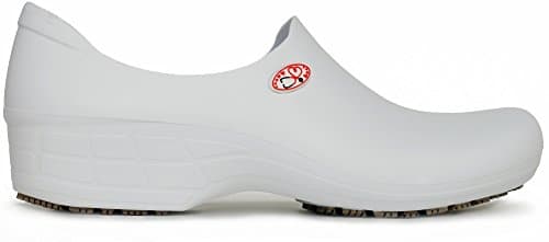 Sticky Nursing Shoes for Women - Waterproof & Non-Slip Kitchen Clogs