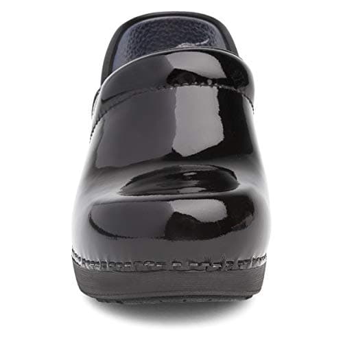Dansko XP 2.0 Women's Lightweight Slip-Resistant Clogs for Professionals