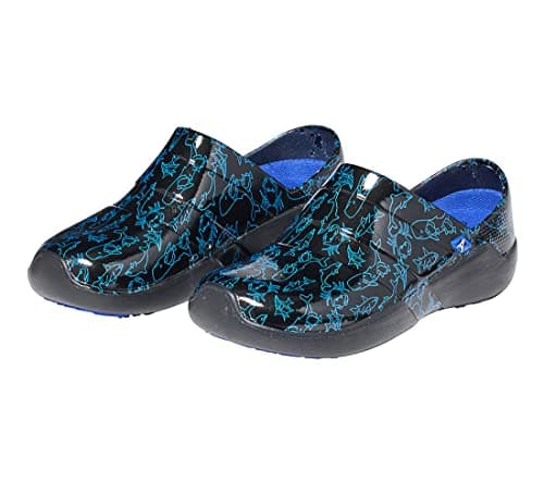 Easy Slip-On Garden and Chef Shoes for Men and Women: Anywear Journey