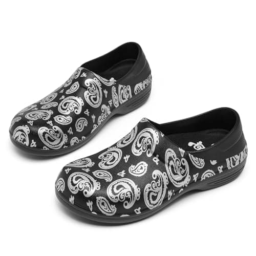 Non-Slip Waterproof Lightweight Comfort Clogs for Women in Healthcare and Food Service