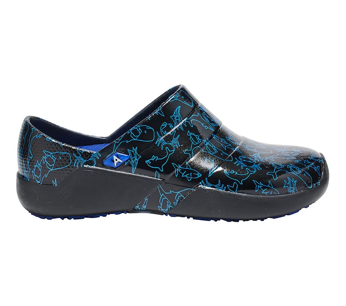 Easy Slip-On Garden and Chef Shoes for Men and Women: Anywear Journey